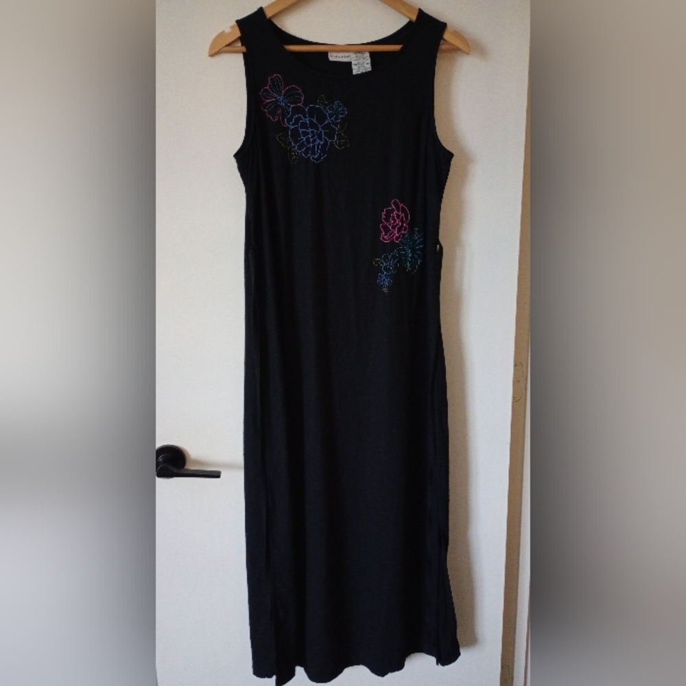 Black Sleeveless Linen Rayon Dress with Floral Embroidery Size Medium 8-10